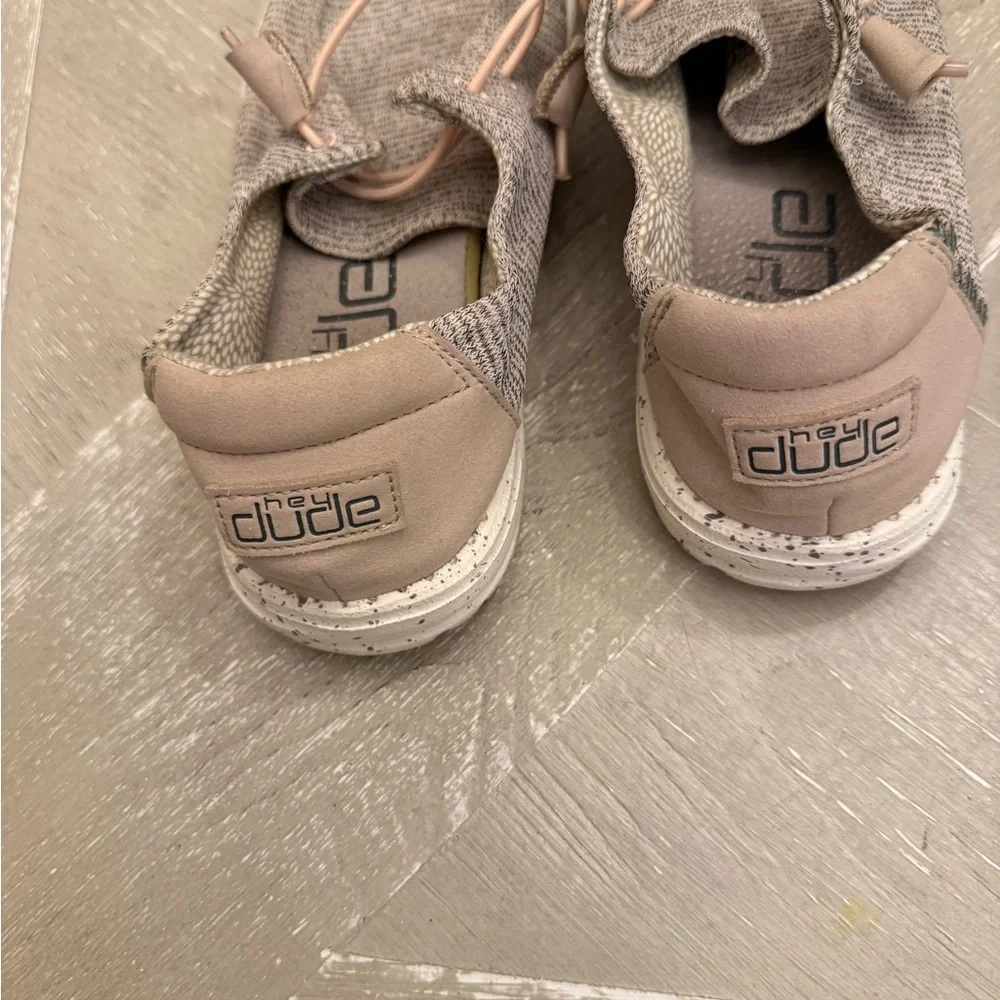 Hey Dude Women's Shoes in Tan and dusty pink - Picture 4 of 6